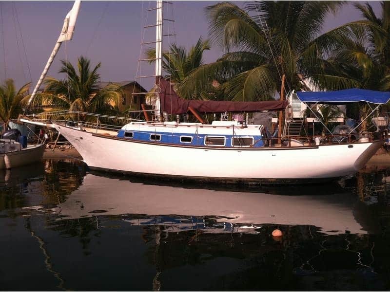 35ft Cheoy Lee Clipper: sailing vessel